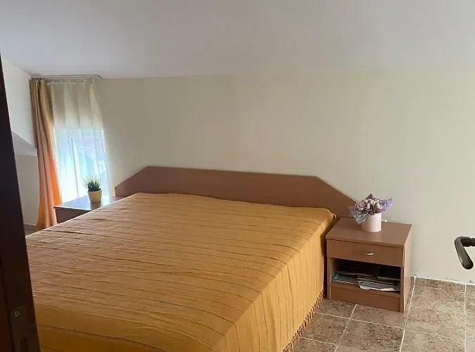 Апартамент Rutland Sp Равда